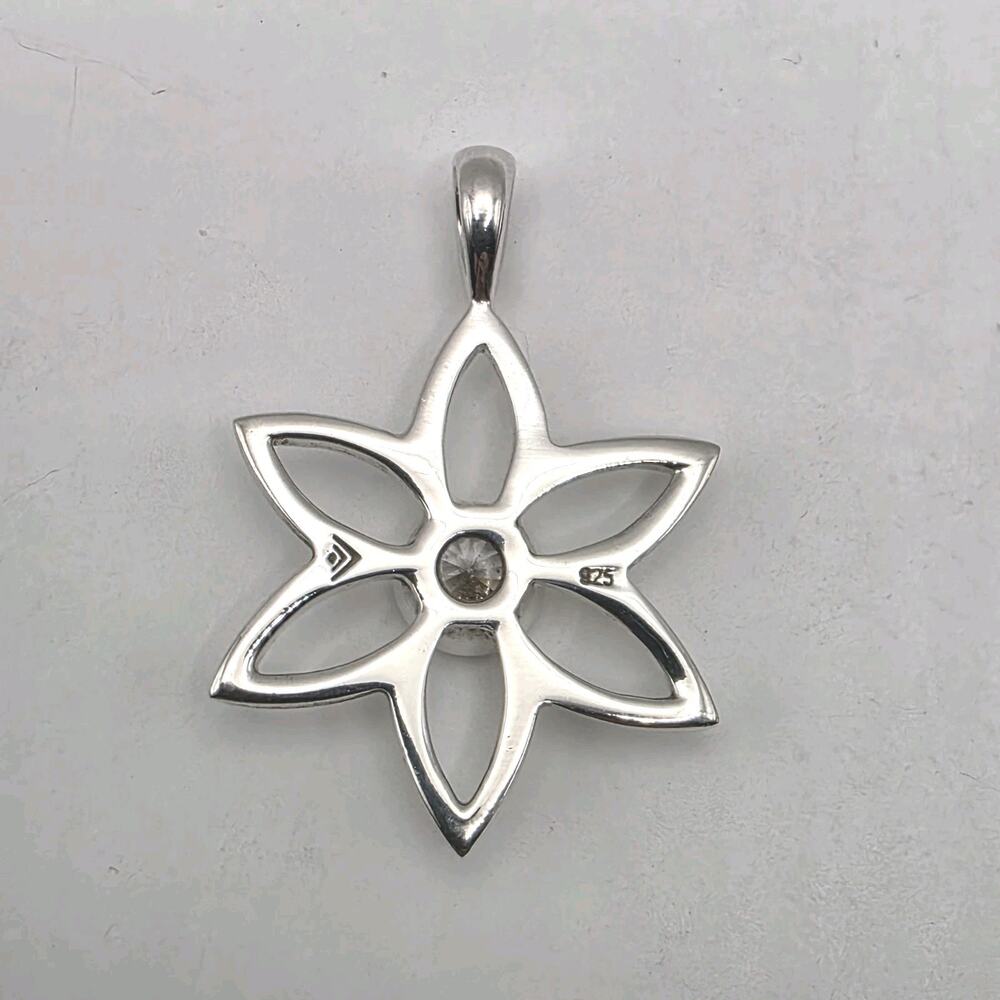 Silpada Sterling Floral Pendant Bezel Set Clear CZ 11.6g - Picture 5 of 7